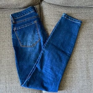 STS blue size 28 jeans
